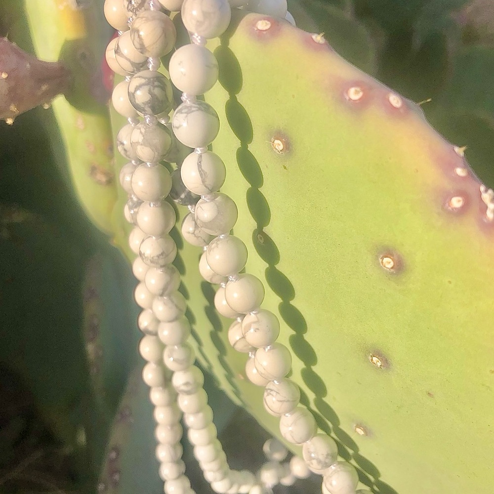Polished Howlite Hand-Knotted Beaded Necklace - Picture 8 of 13